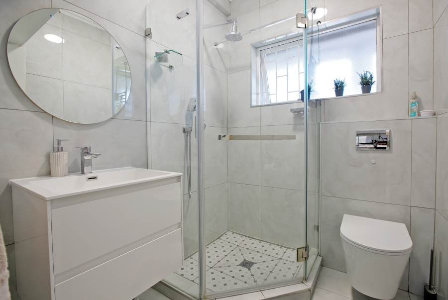 2 Bedroom Property for Sale in Wynberg Upper Western Cape